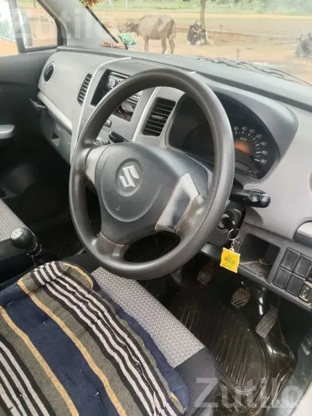 2010 Maruti Suzuki WagonR with Working AC - Cars - Deesa - Image 2
