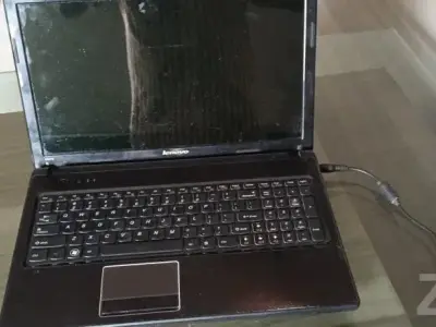 Used Lenovo Laptop in Black Used Lenovo Laptop in Black