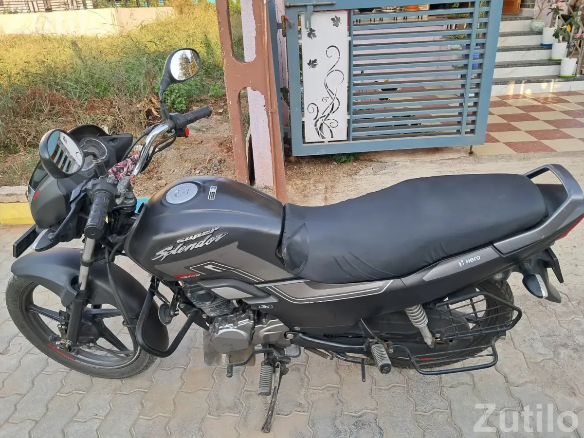 Super splendor Xtec - બાઇક્સ - નવસારી - Image 4