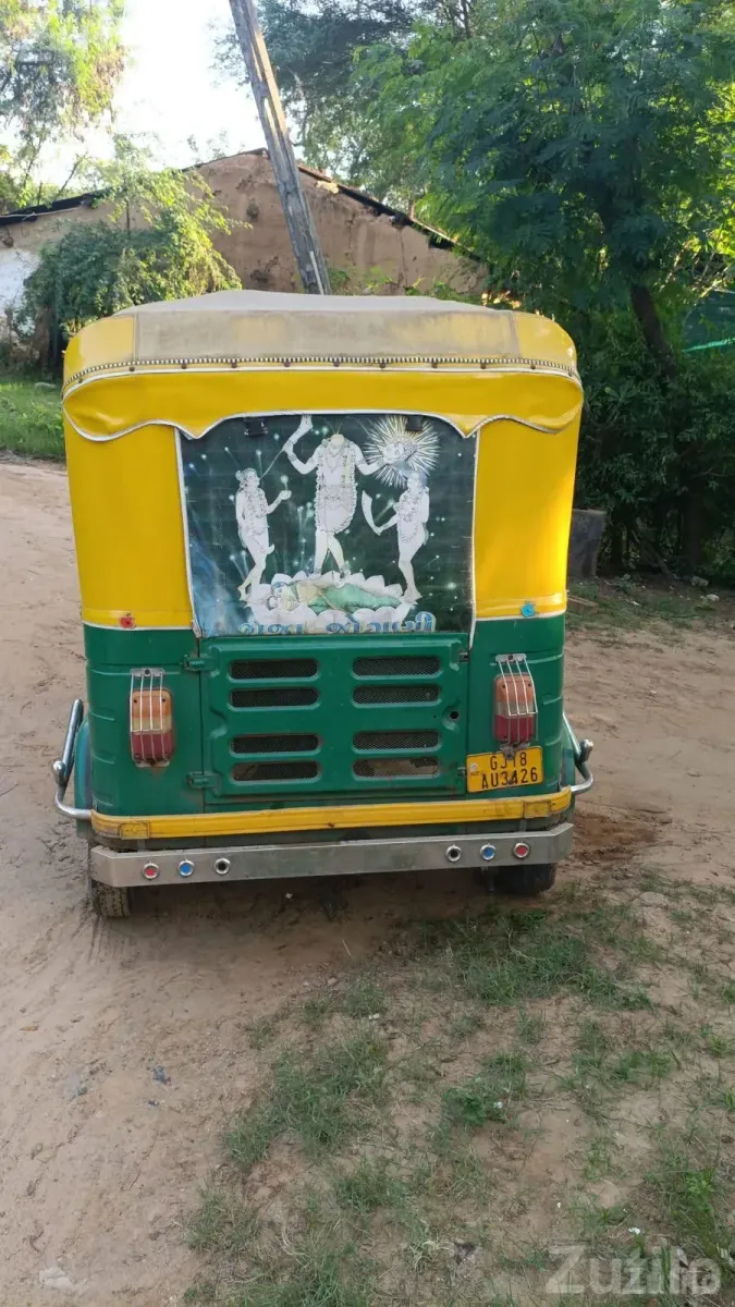 2011 CNG Auto Rickshaw with Rebuilt Engine - Auto Rickshaws - Nadiad - Image 2
