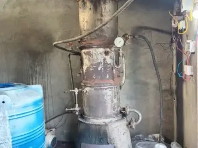 Used Vertical Steam Boiler with Pressure Gauge Used Vertical Steam Boiler with Pressure Gauge