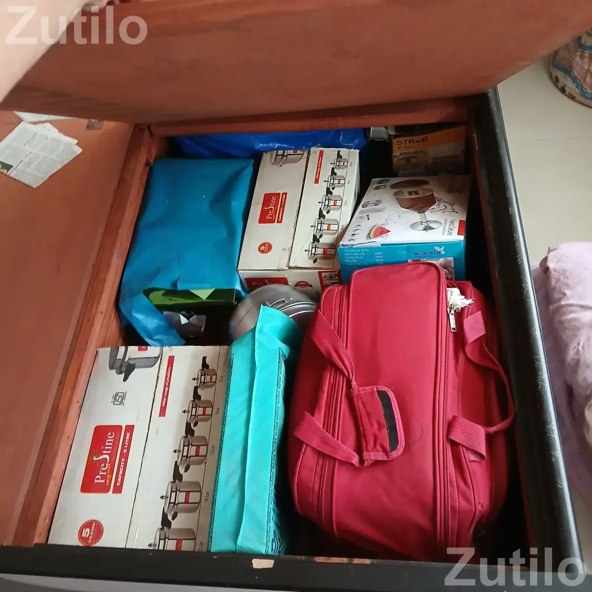 Double bed with storage and matress for sale - પલંગ અને ગાદલા - અમદાવાદ શહેર - Image 2