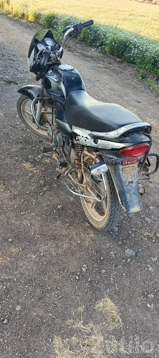 Used Bajaj Commuter Bike for Sale - બાઇક્સ - ખંભાળિયા - Image 2