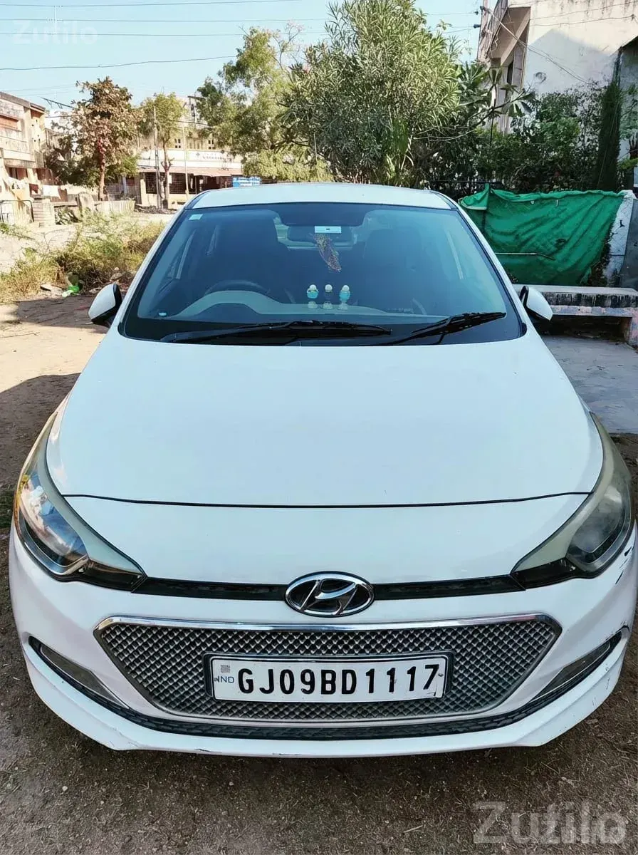 Hyundai i20 Sportz 2015 Diesel White - Cars - Vadali - Image 2