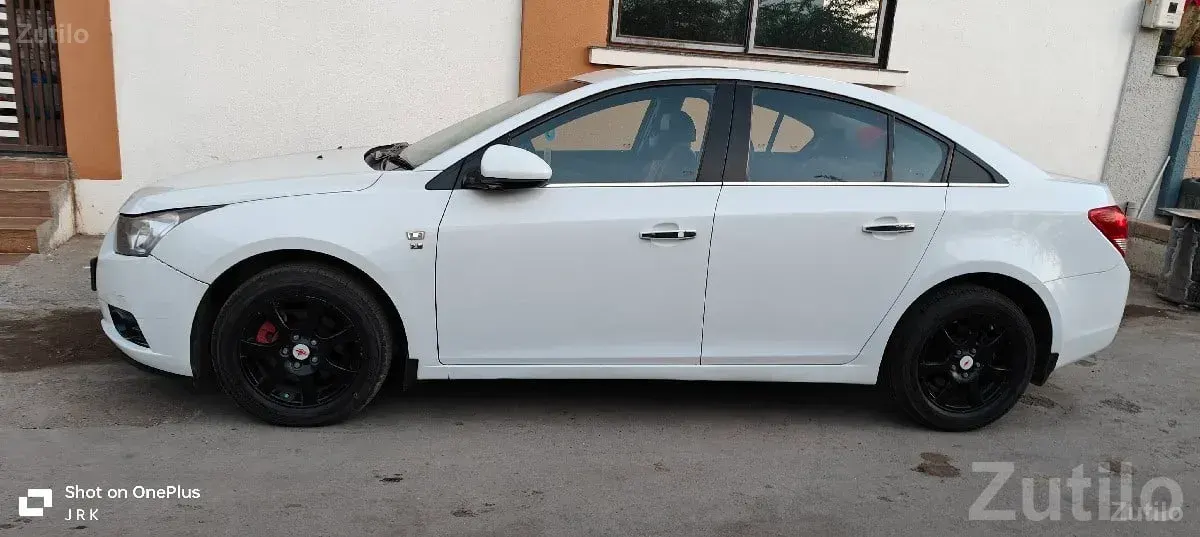 2012 Chevrolet Cruze Sedan for Sale - કાર - વેરાવળ - Image 1