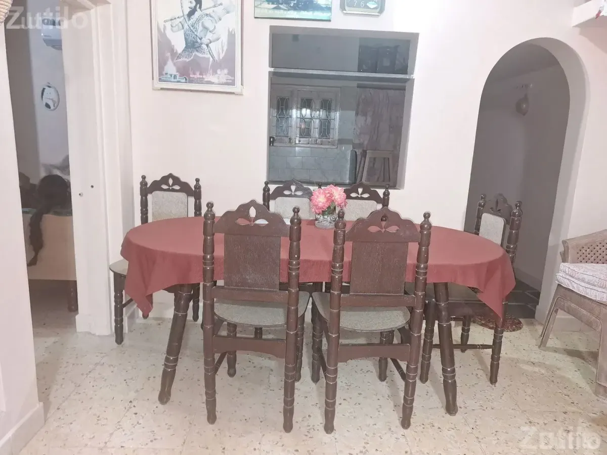 Dining Table with 6 Chairs - ડાઇનિંગ ટેબલ અને સેટ - ભાણવડ - Image 3