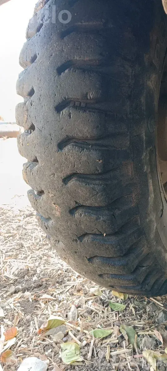 Apollo 9.00-16 Used Tyre 70 Percent - Auto Parts - Kalyanpur - Image 3