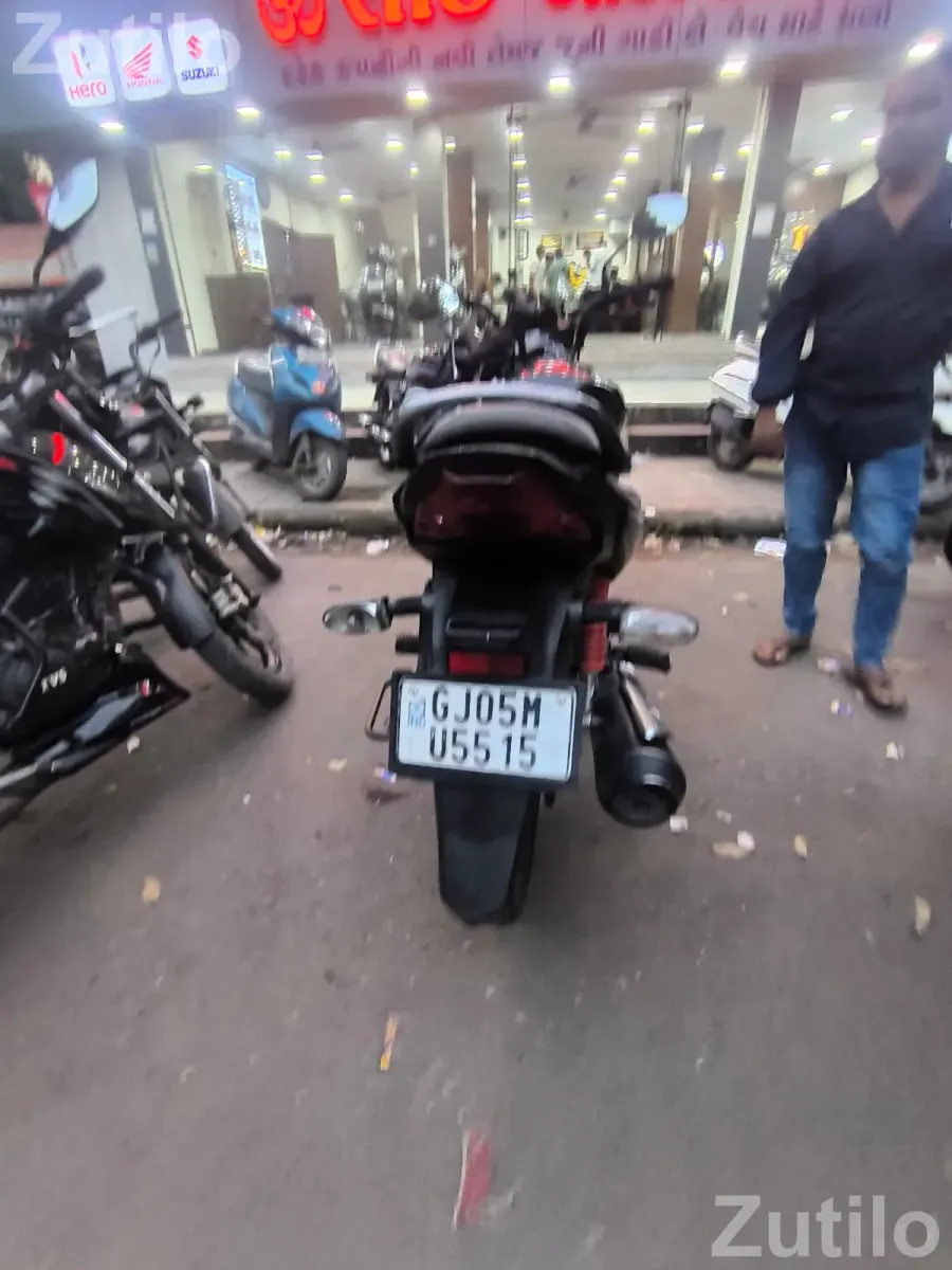 Hero Glamour Xtec December 2022 Bike with Disk break - બાઇક્સ - ઉધના - Image 4