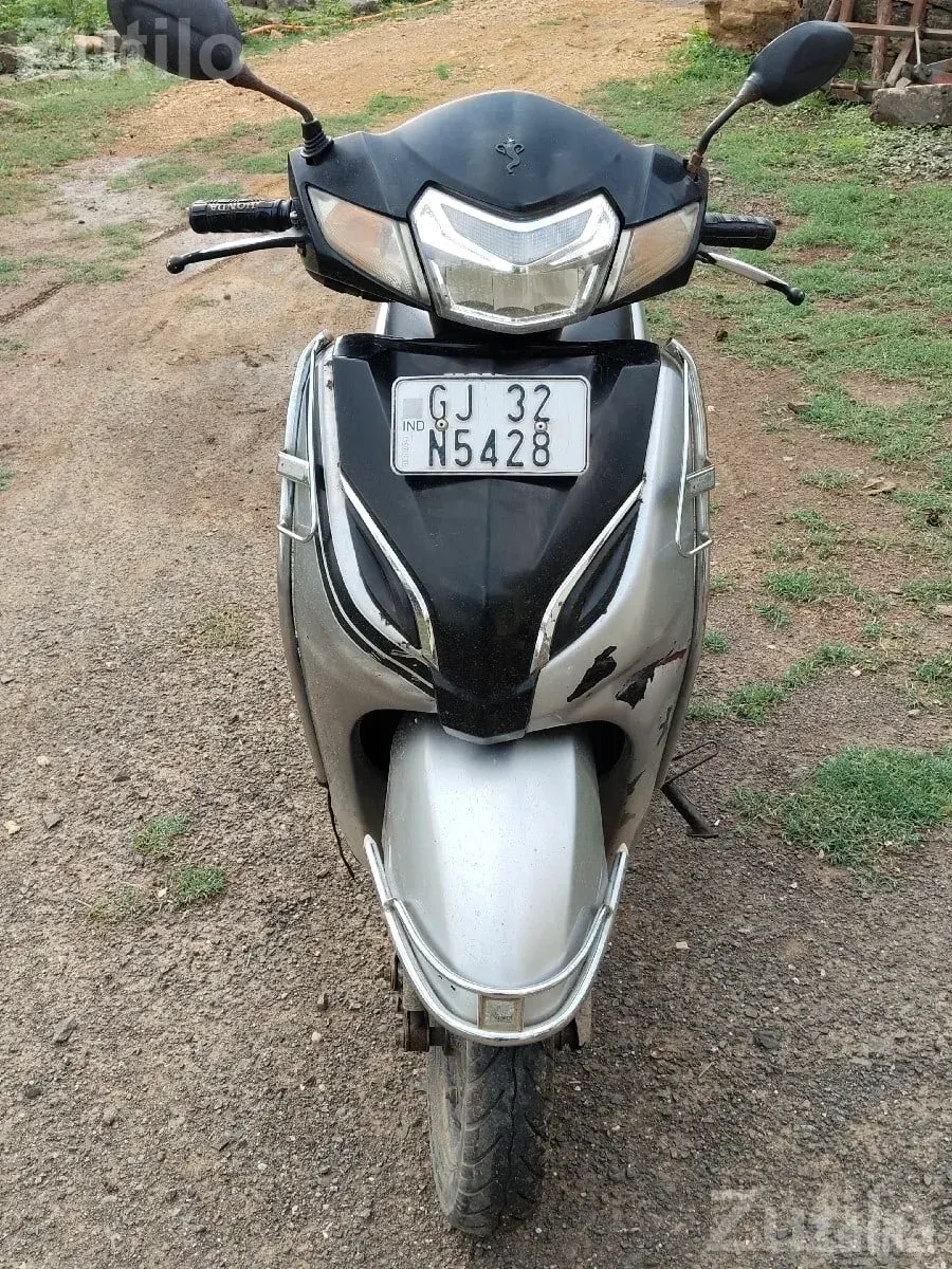 Honda Activa 5G 2020 Limited Edition Scooter - બાઇક્સ - વેરાવળ - Image 3