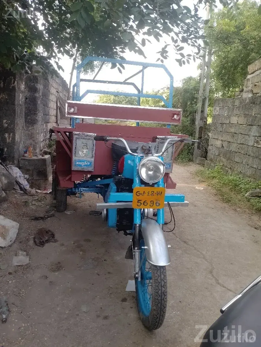 Used Cargo Three Wheeler 7.5 HP 2002 - ઓટો રિક્ષા - કુટિયાણા - Image 2