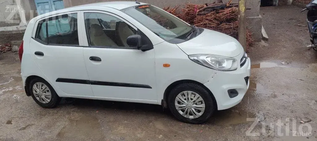 2013 Hyundai i10 Petrol CNG Hatchback - કાર - લાઠી - Image 5