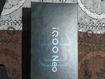 Iqoo neo 10r 12+ 256 Iqoo neo 10r 12+ 256