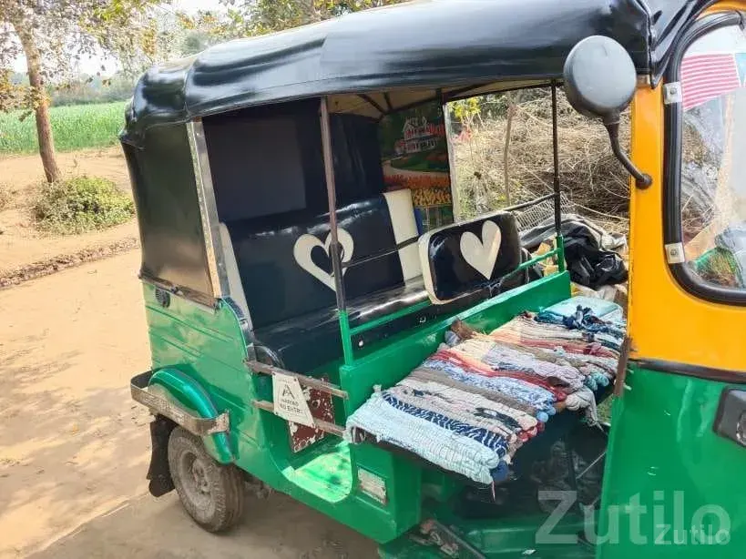 2012 Auto Rickshaw in Running Condition - Auto Rickshaws - Petlad - Image 4