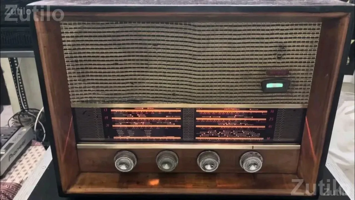 Vintage Murphy 4 Band Radio Set - Other Home Appliances - Kadi - Image 2