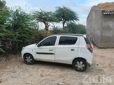 Maruti Suzuki Alto 2014 White Hatchback Maruti Suzuki Alto 2014 White Hatchback