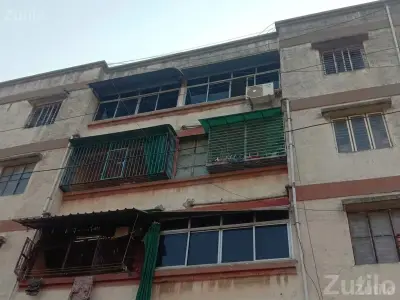 1 Room Kitchen Flat for Sale Naroda Area