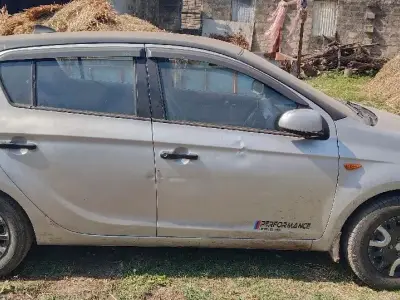 Hyundai i20 Silver Hatchback for Sale Hyundai i20 Silver Hatchback for Sale