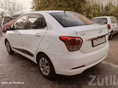 2016 Hyundai Xcent Petrol CNG Sedan 2016 Hyundai Xcent Petrol CNG Sedan