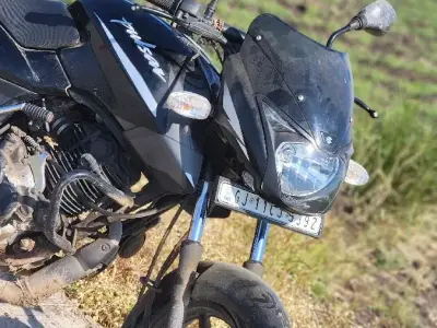 Bajaj Pulsar 125 Black Bike