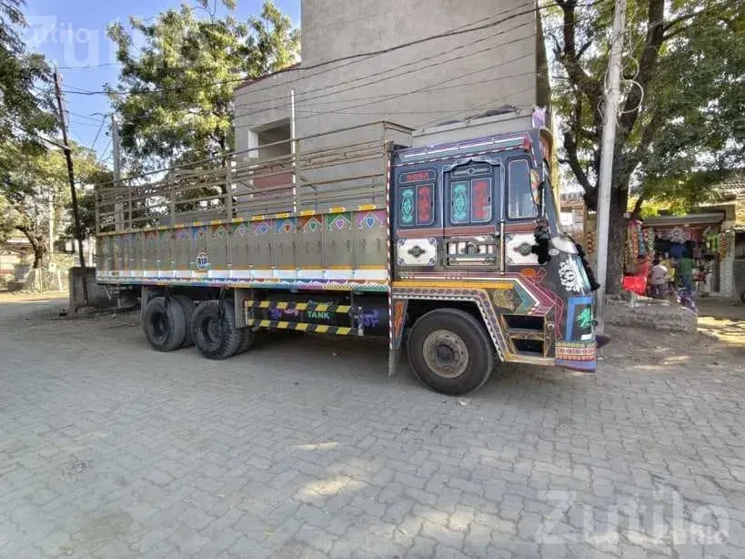 Ashok Leyland 2015 Goods Truck - ટ્રક અને લોરી - ધારી - Image 2