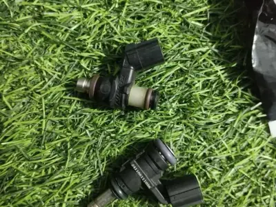 Car Fuel Injector Set Auto Spare Part Car Fuel Injector Set Auto Spare Part