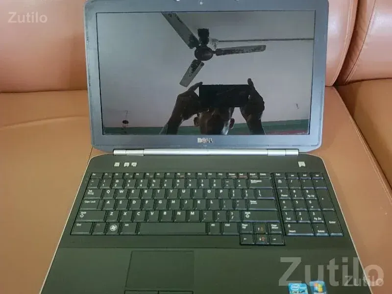 Dell Windows Laptop with Numeric Keypad - Laptops & Computers - Sutrapada - Image 3