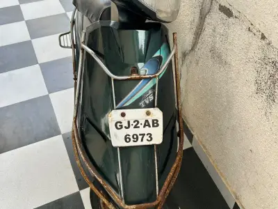 Scooty બંધ હાલત ma