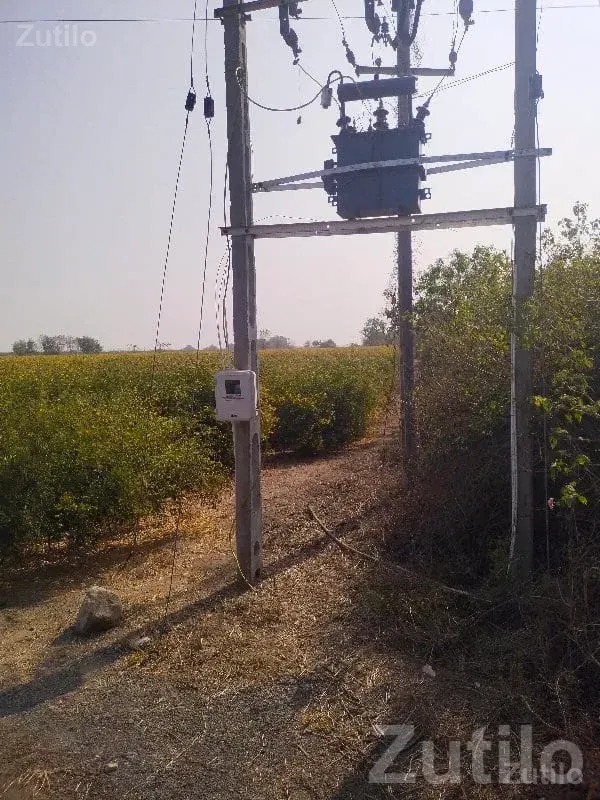 Roadside Agricultural Land with Power - જમીન અને પ્લોટ - જામજોધપુર - Image 2
