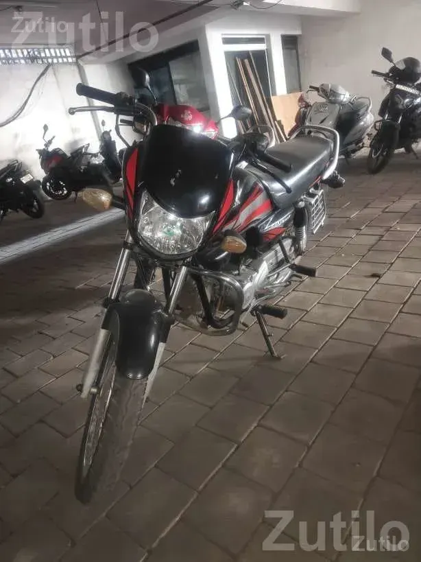 2012 Bajaj Platina Motorcycle - બાઇક્સ - વડોદરા શહેર - Image 3