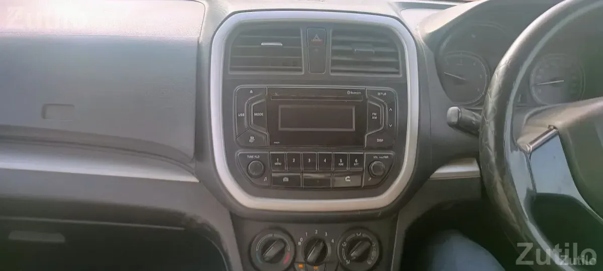 Maruti Suzuki Vitara Brezza VDi Diesel 2016 - Cars - Bhuj - Image 2
