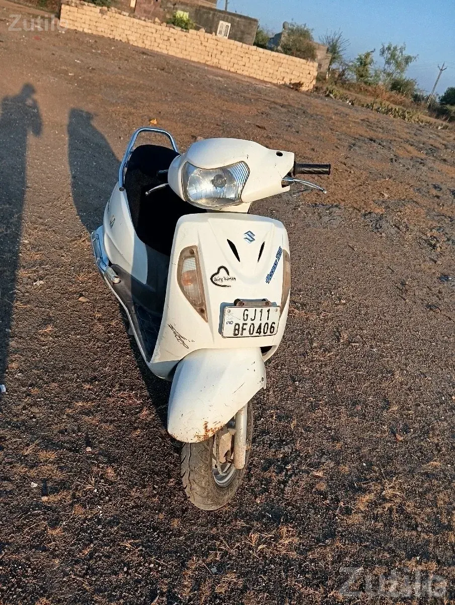 2015 Suzuki Access 125 Scooter for Sale - બાઇક્સ - મેન્ડરડા - Image 2