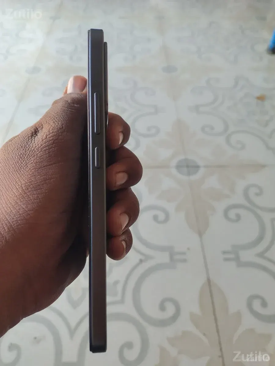 realme 15 t 8 256 5g - Mobile Phones - Una - Image 2
