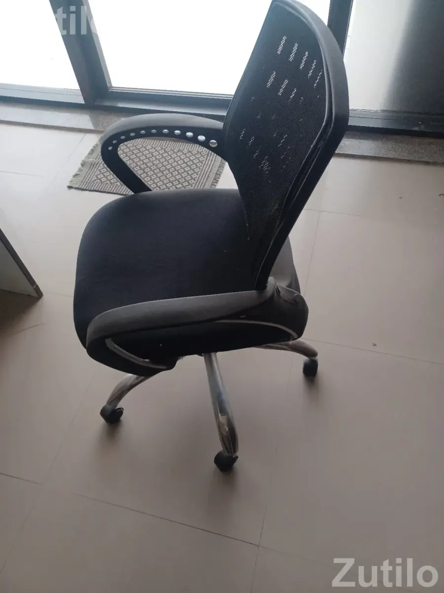 Revolving chairs - Desks, Office & Commercial Furniture - Sanand - Image 1