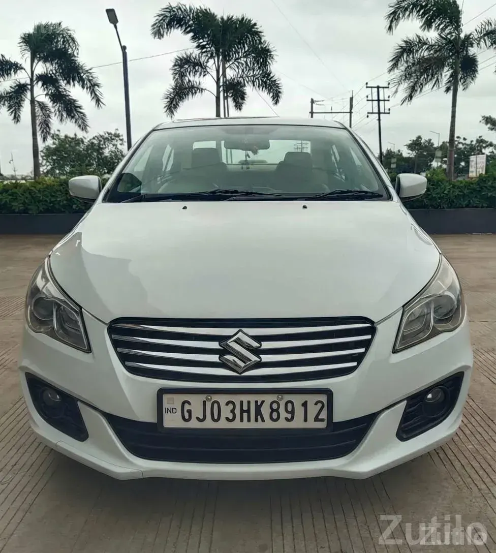 White Ciaz ZXI+ Sedan in Excellent Condition - Cars - Gondal - Image 3