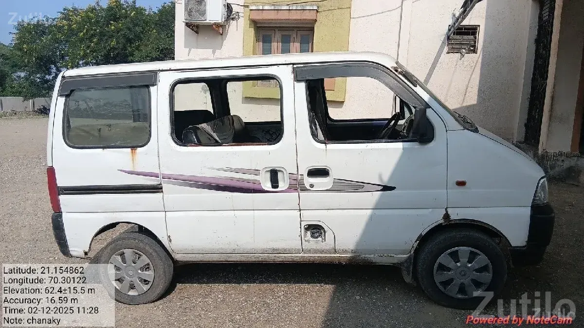 Used Maruti Eeco White Family Van - કાર - બાબરા - Image 3