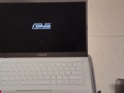ASUS VivoBook 14 ASUS VivoBook 14