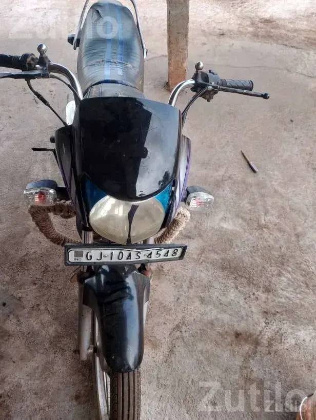 Hero HF Deluxe Model 2010 Bike - બાઇક્સ - છોટાઉદેપુર - Image 3