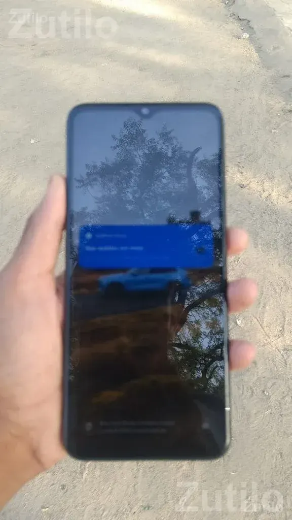 Smartphone for Sale with Full Screen Display - મોબાઇલ ફોન - ધોળકા - Image 3