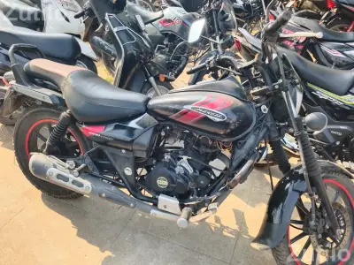 Avenger 220 street 2018