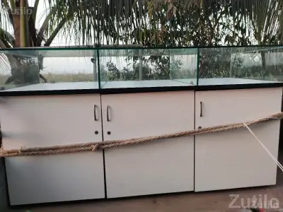 Sturdy Glass Counter Display Cabinet Sturdy Glass Counter Display Cabinet