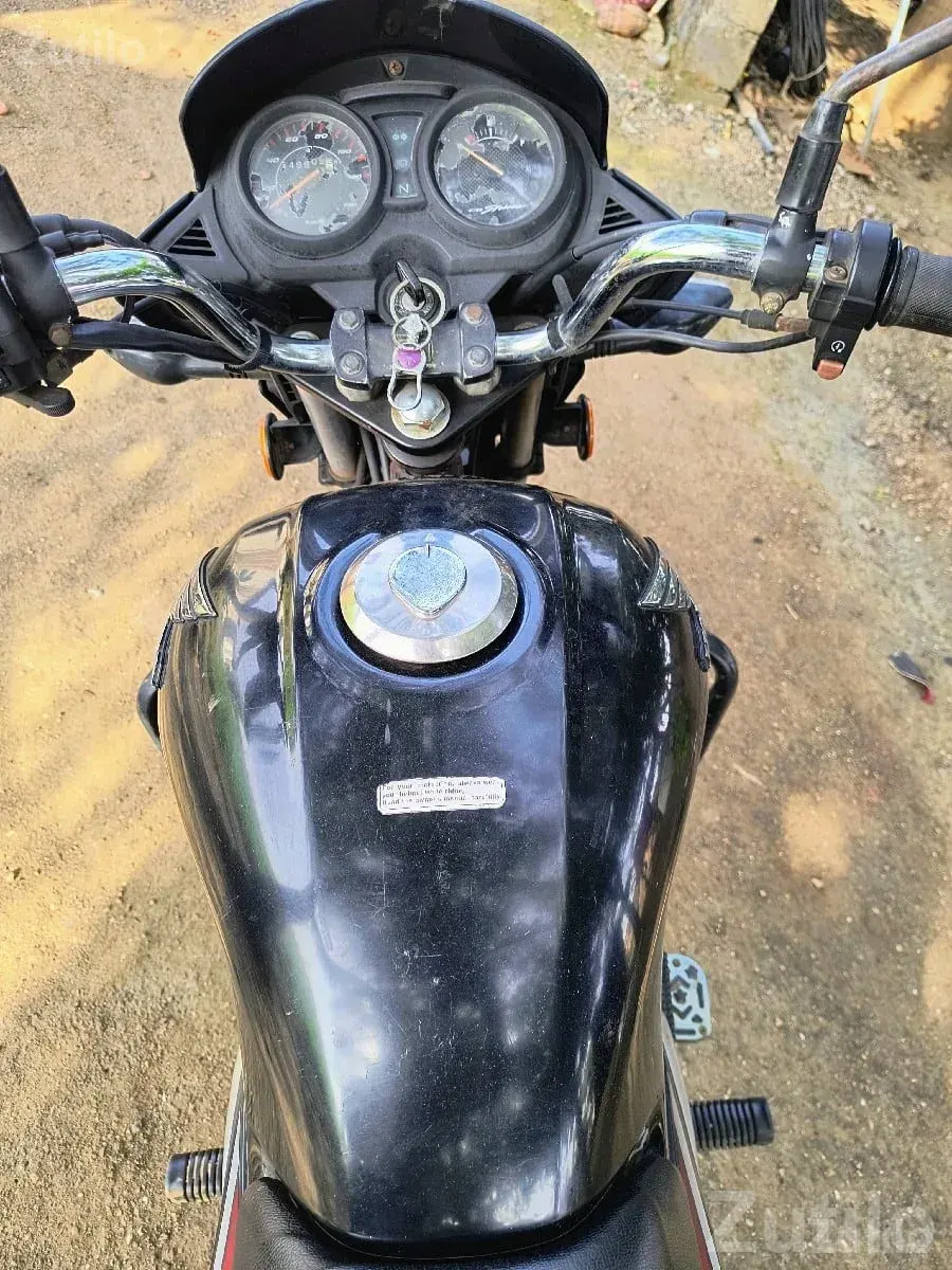 Honda CB Shine 2017 Used Bike for Sale - બાઇક્સ - ખંભાળિયા - Image 3