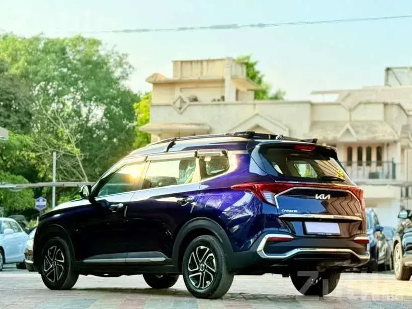 Kia Carens 1.5 6AT Luxury Plus 2022 Diesel - Cars - Surat City - Image 4
