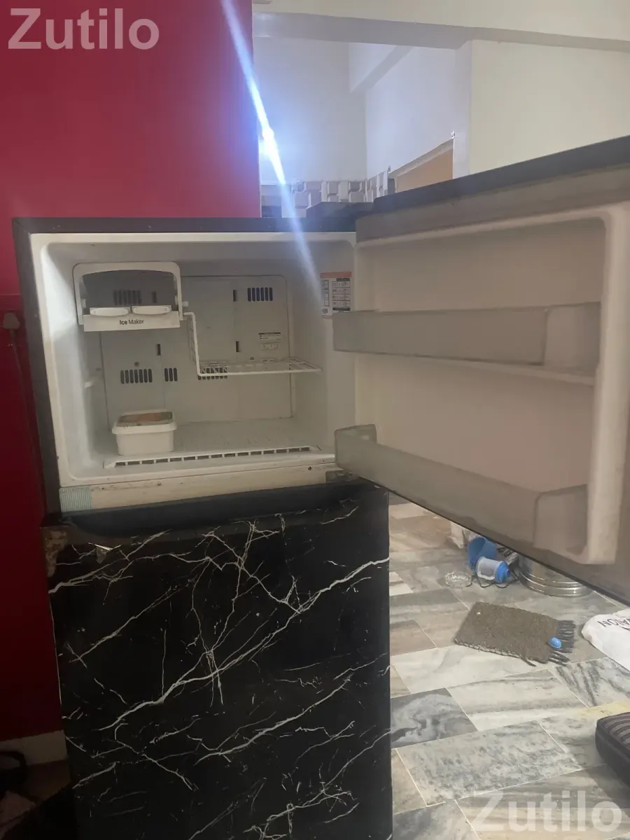 LG double door refrigerator - Refrigerators - Daskroi - Image 2