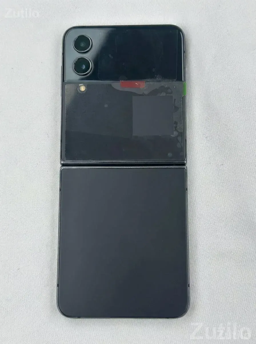 Samsung Galaxy Z Flip4 8/256 Black - મોબાઇલ ફોન - ગાંધીધામ - Image 4