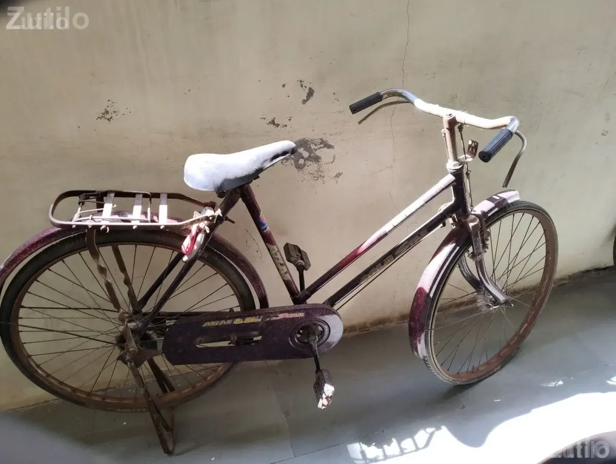 Atlas and Hero Used Bicycles - Bicycles - Padra - Image 2