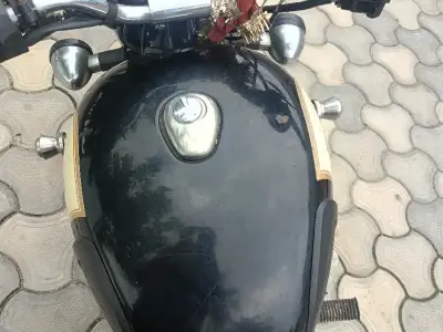 Royal Enfield Bullet Classic 350 2017 Bike