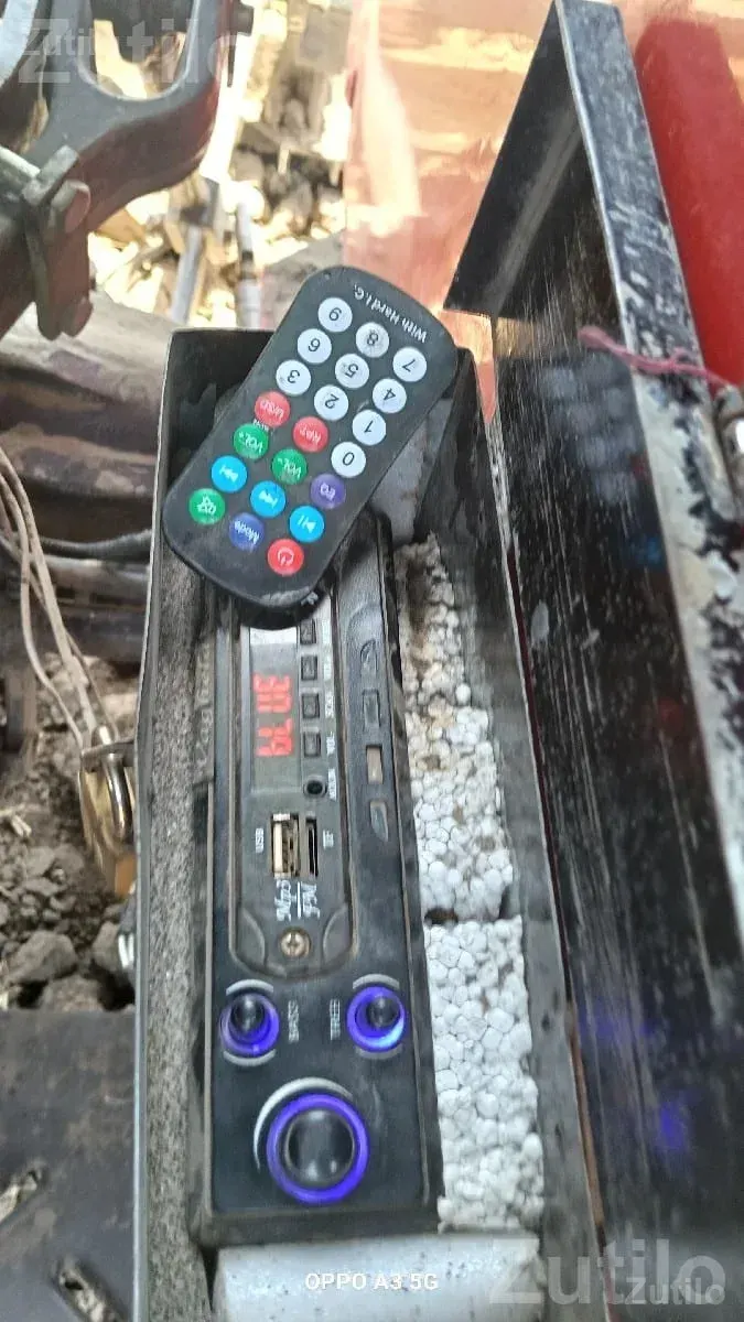 Music System with Four 10 Inch Light Speakers - ઇલેક્ટ્રોનિક ઍક્સેસરીઝ - વંથલી - Image 3