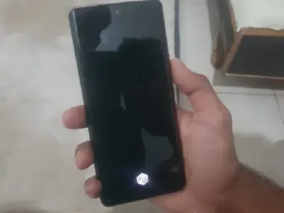 Vivo V40e Smartphone in Good Condition Vivo V40e Smartphone in Good Condition