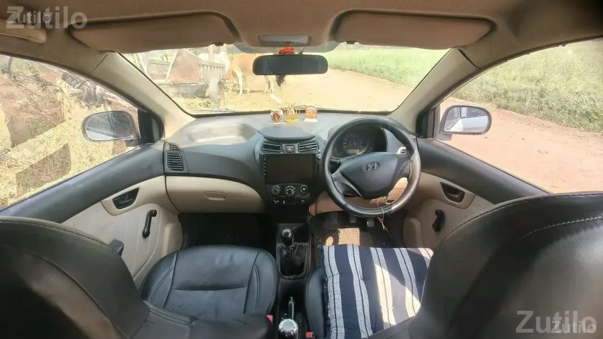Hyundai Eon 2015 Petrol 109000 km - Cars - Lathi - Image 2