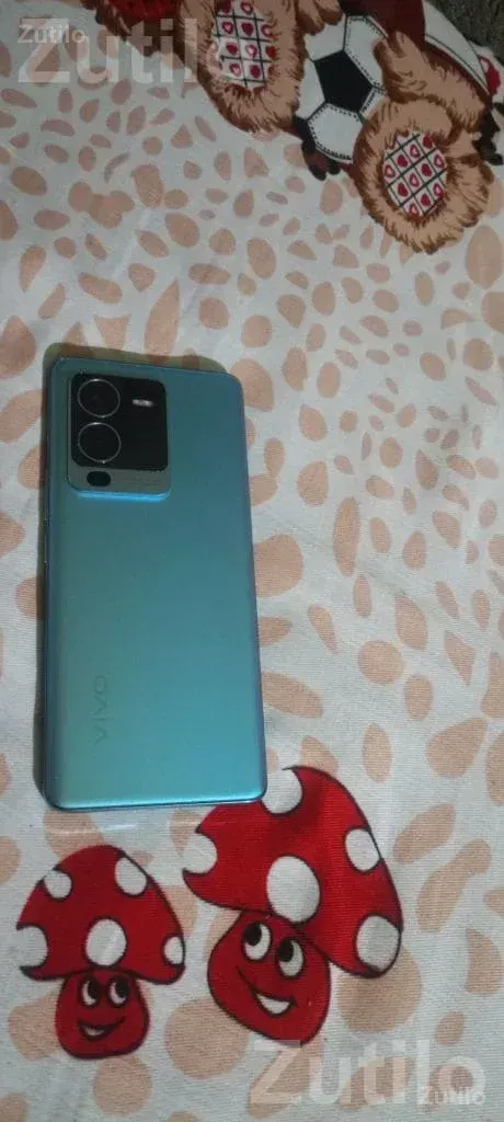 Vivo V25 Pro 5G with Box and Charger - Mobile Phones - Barwala - Image 2